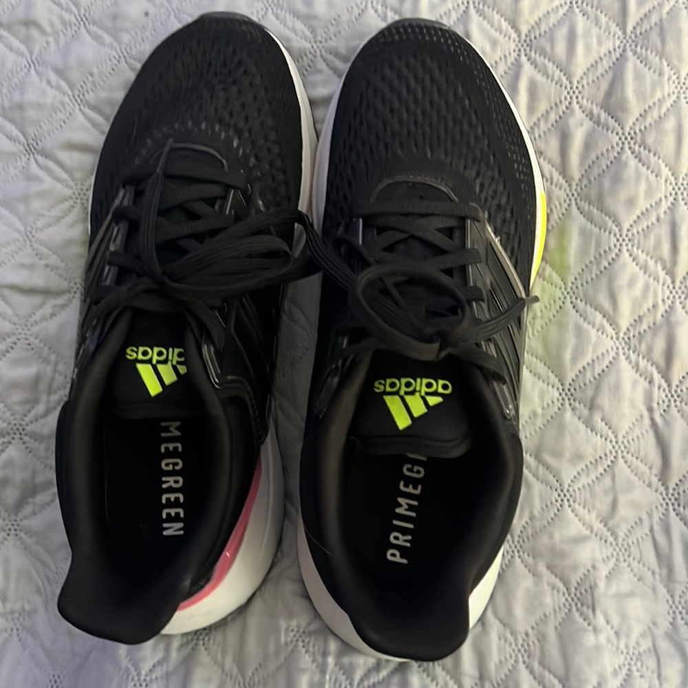Addidas women’s shoes